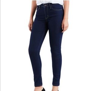 Levi's 721 High Rise Skinny Medium Dark Wash 30